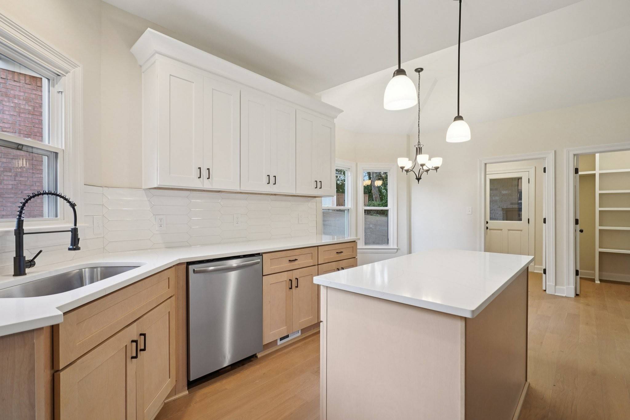 Nashville, TN 37215,700 Summerwind Cir