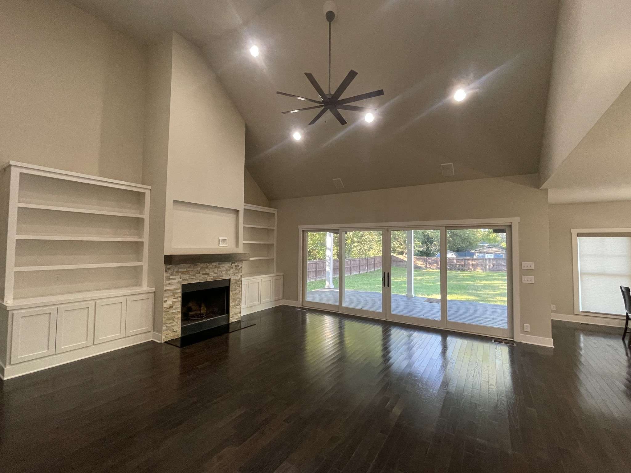 Bell Buckle, TN 37020,104 Peacock St