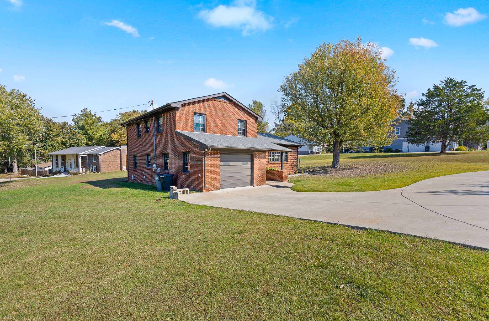 Greenbrier, TN 37073,2425 Barwood Dr