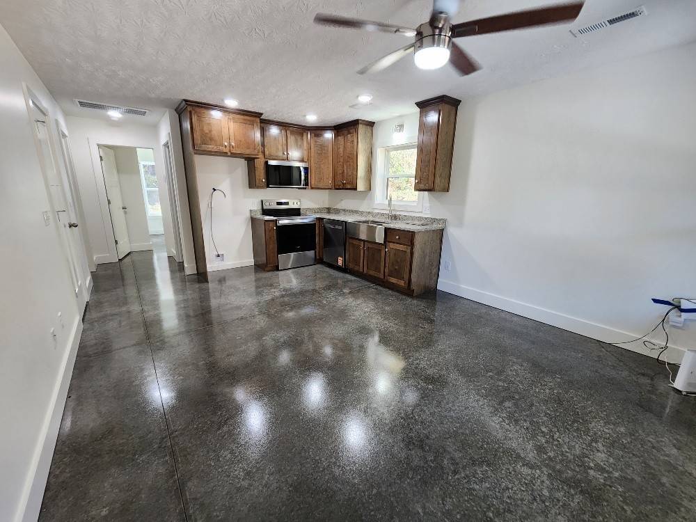 Whitleyville, TN 38588,221 Pine Lick Estates Dr