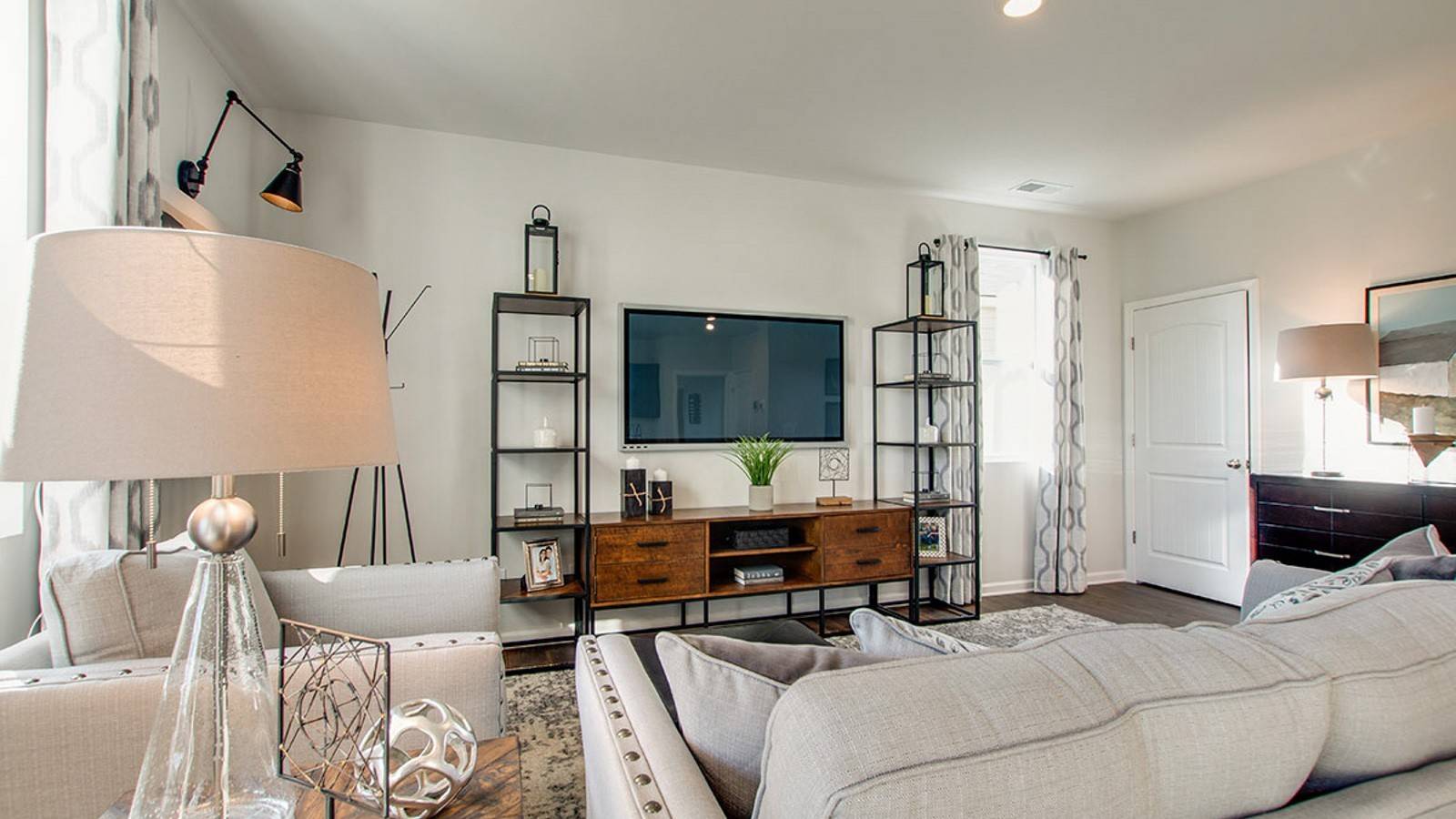 White House, TN 37188,1546 Rosewood Drive