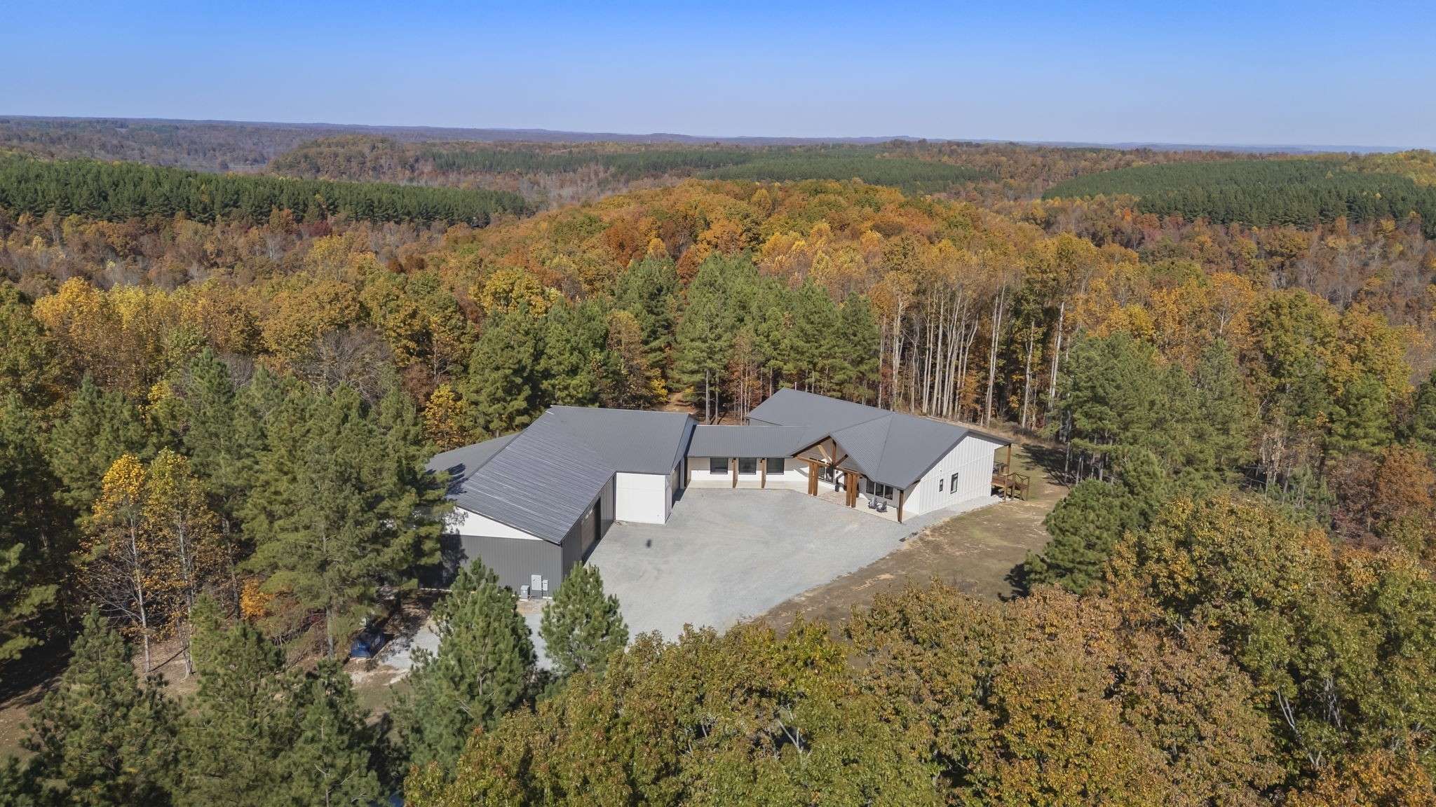 Summertown, TN 38483,202 Ravenridge Rd