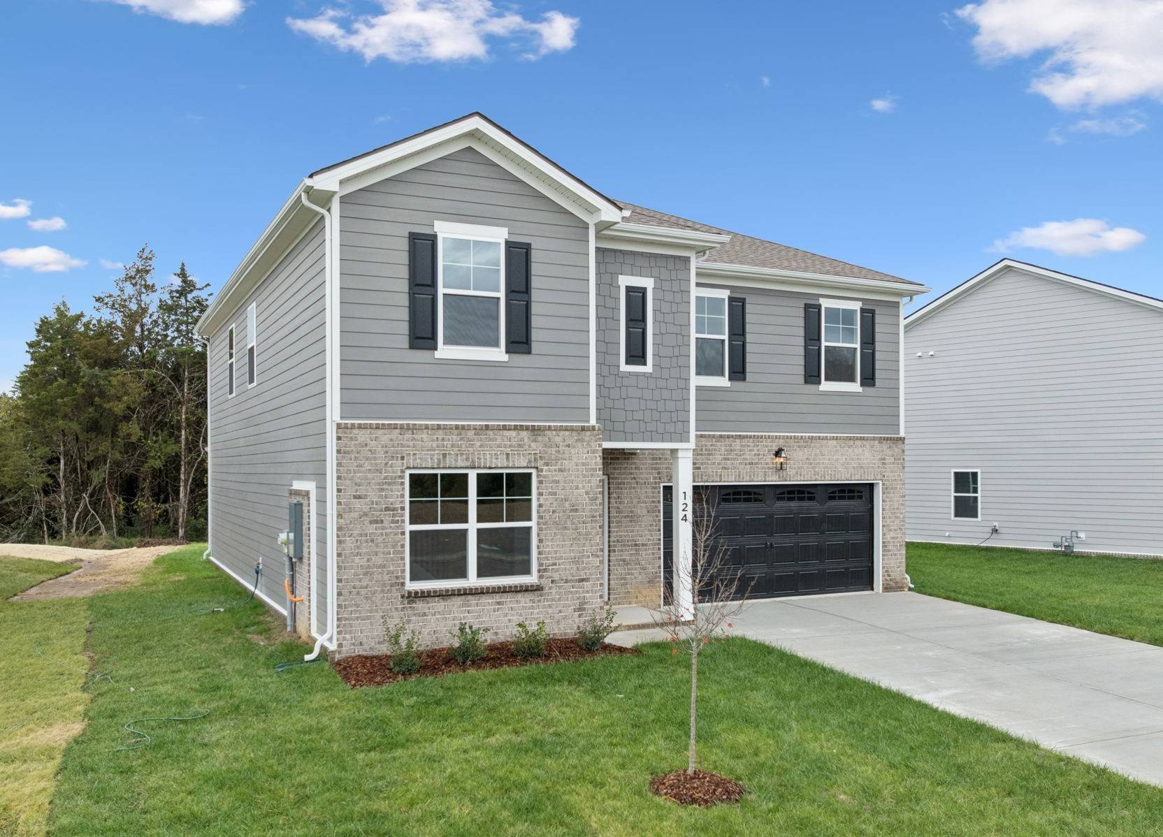 La Vergne, TN 37086,124 Dahlia Dr