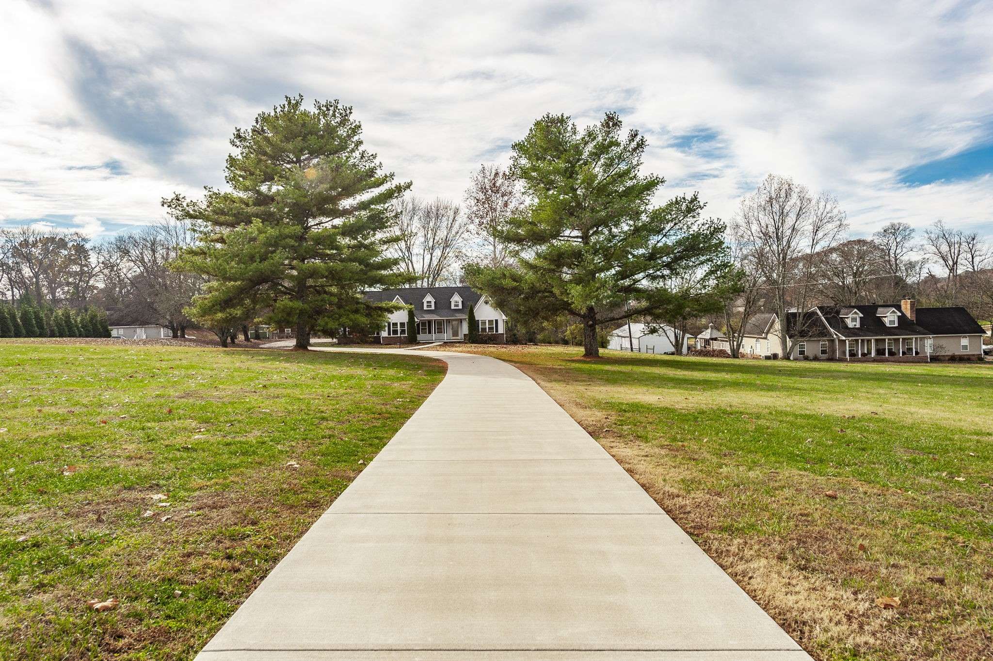 Gallatin, TN 37066,279 Saint Blaise Rd