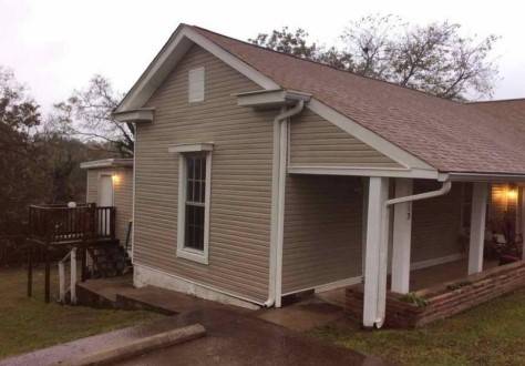 Lewisburg, TN 37091,413 W Church St #W