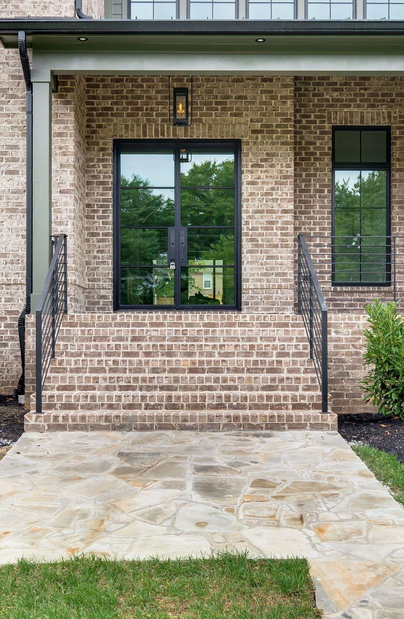 Brentwood, TN 37027,1529 Sam Houston Dr