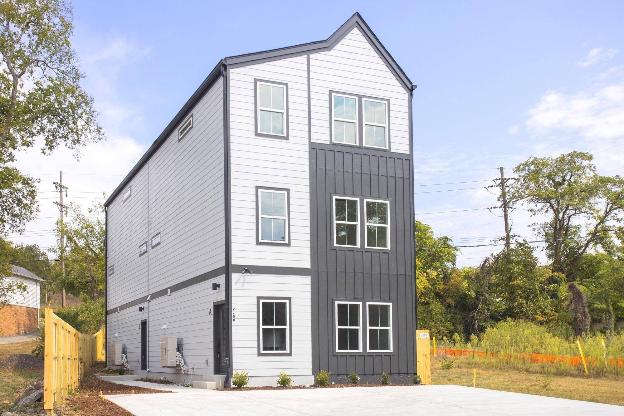 Nashville, TN 37218,2708 Tucker Rd #A&B