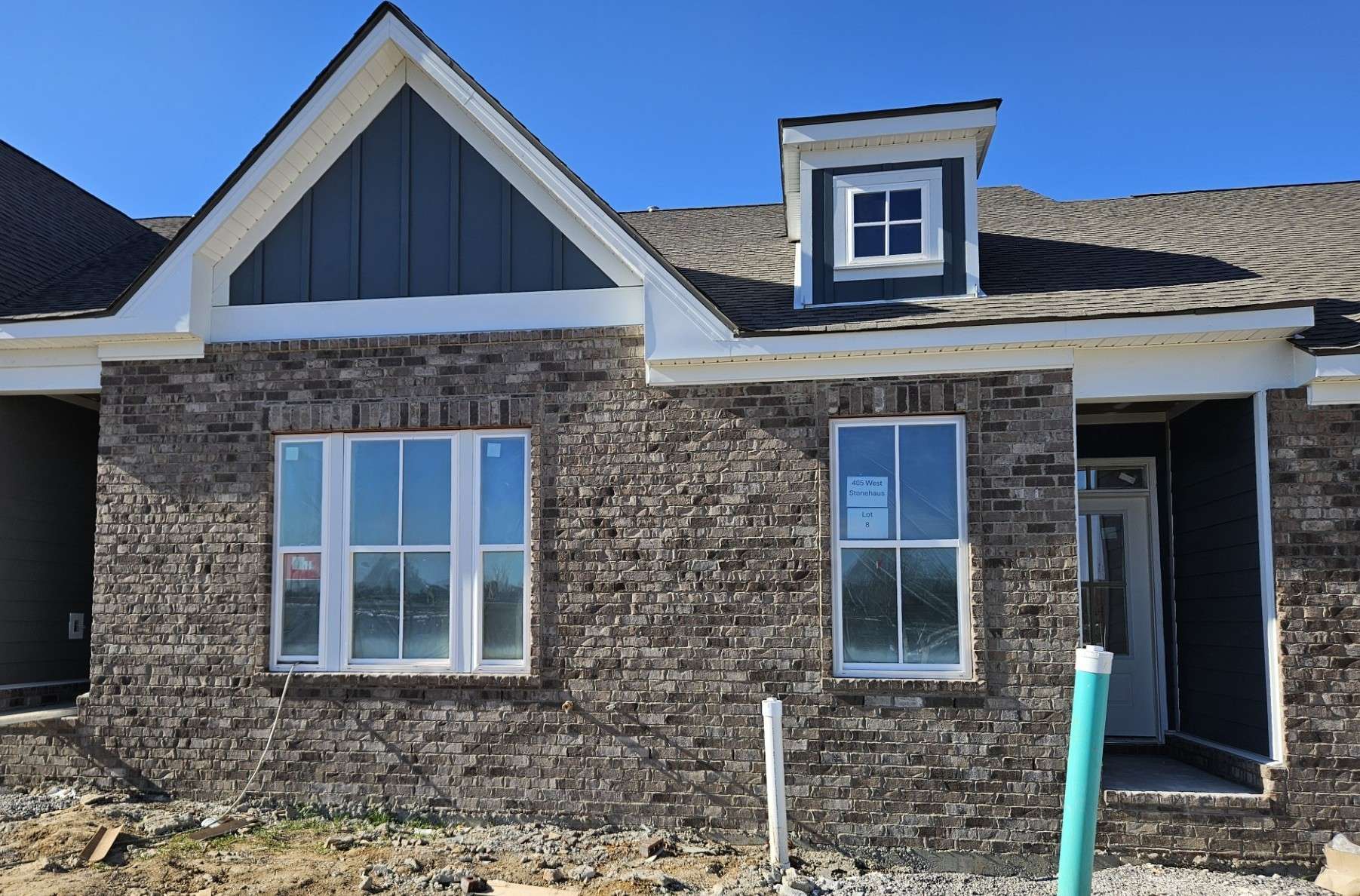 Antioch, TN 37013,405 W StoneHaus XING