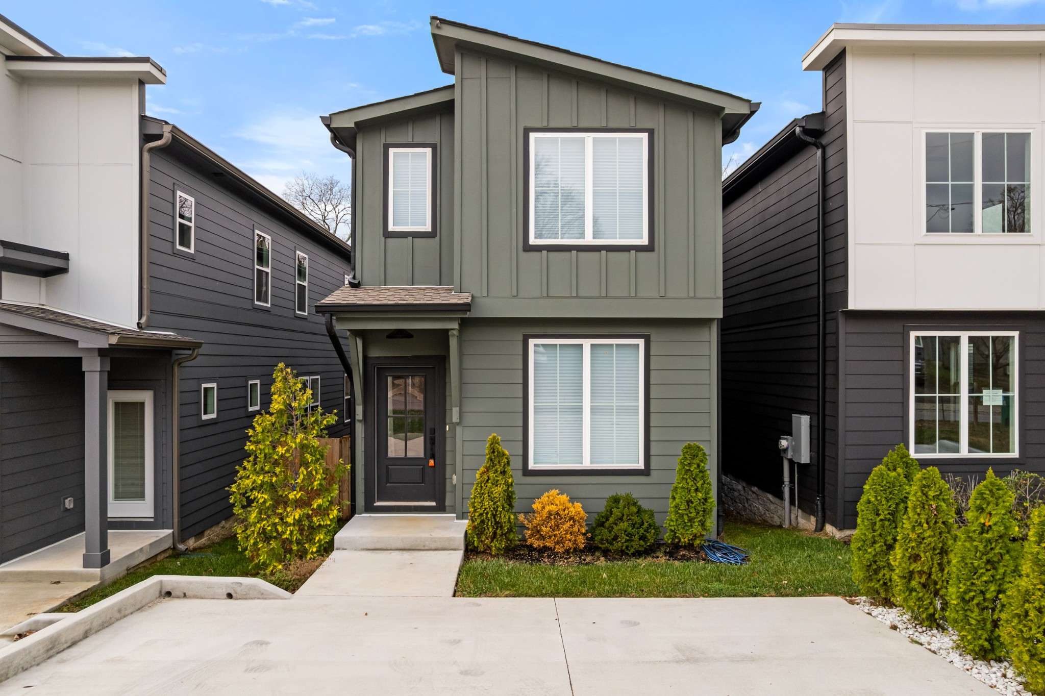 Nashville, TN 37216,2120A Burns St