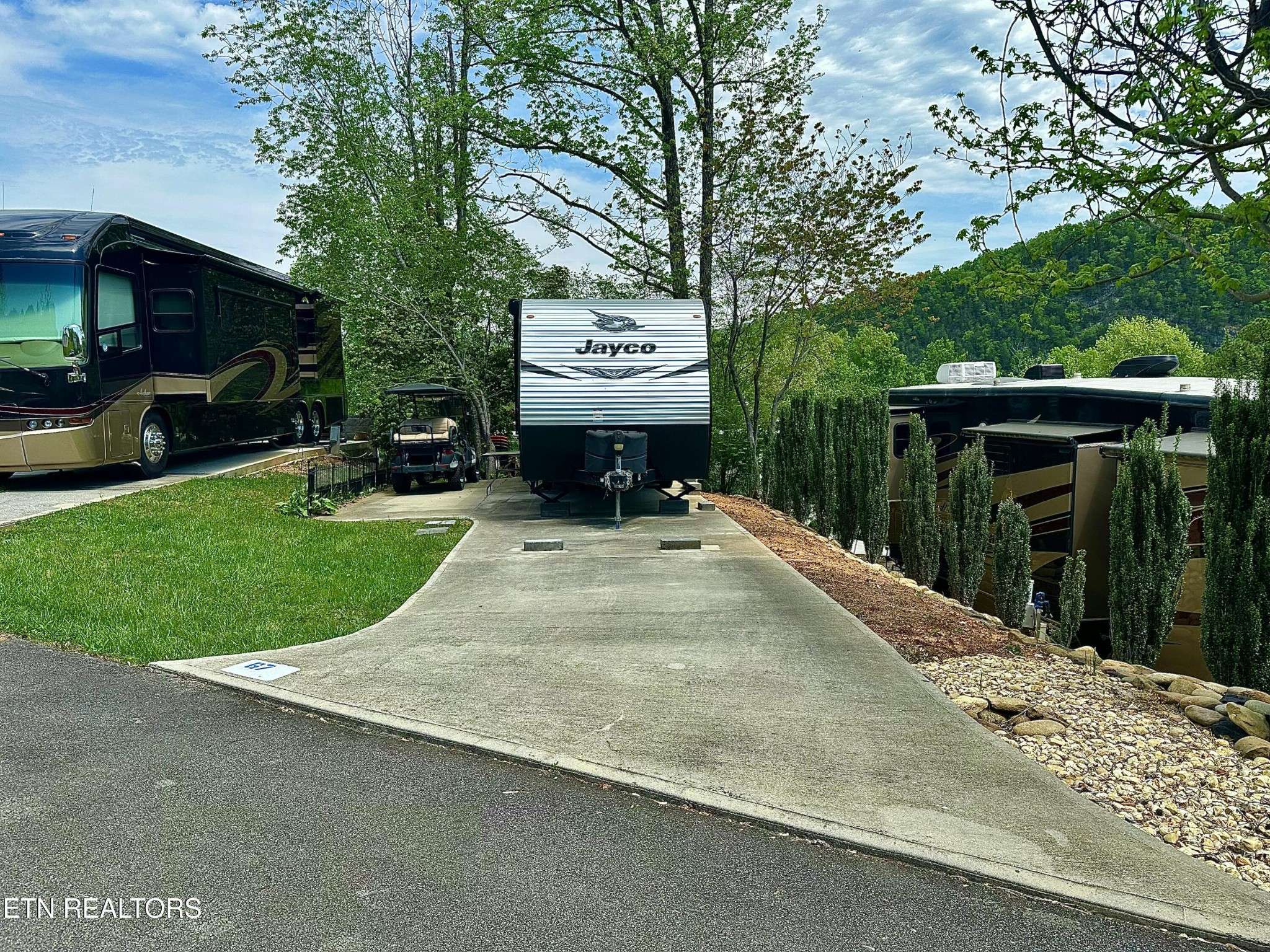 Townsend, TN 37882,67 HIghway 73