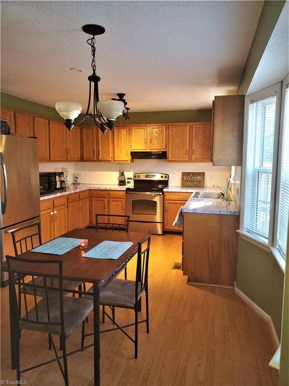 Thomasville, NC 27360,114 Falling Creek DR