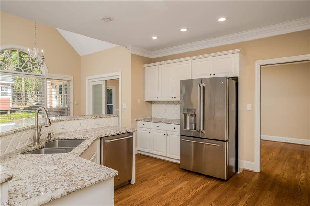 Greensboro, NC 27408,3107 Willow Oak DR