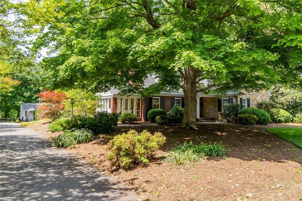 Winston Salem, NC 27127,3316 Konnoak DR