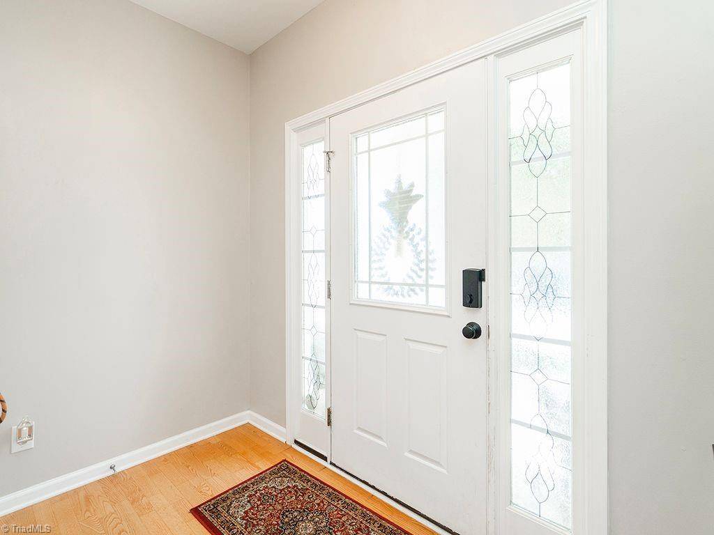 Burlington, NC 27215,4019 Comrie LN