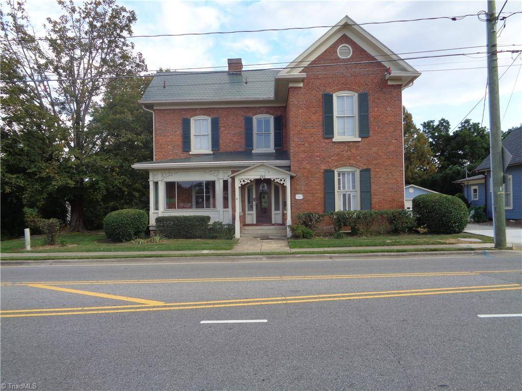 Kernersville, NC 27284,225 S Main ST