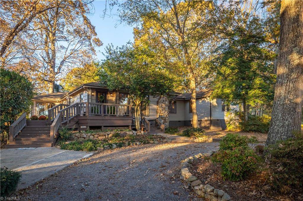 Conover, NC 28613,4915 Swinging Bridge RD