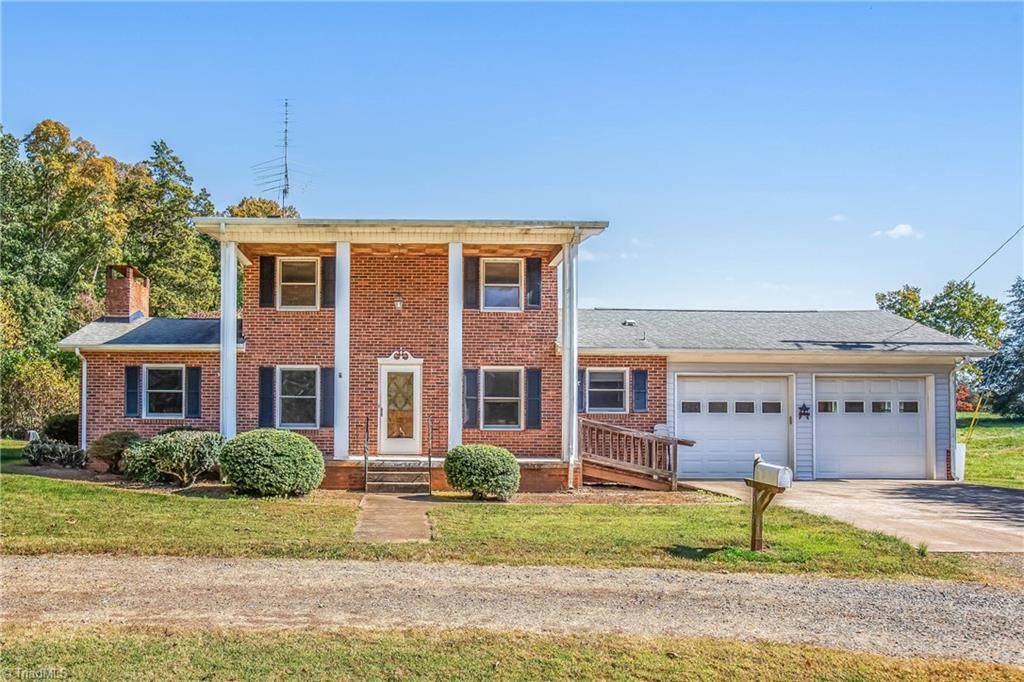 Yadkinville, NC 27055,1053 Three Brothers RD