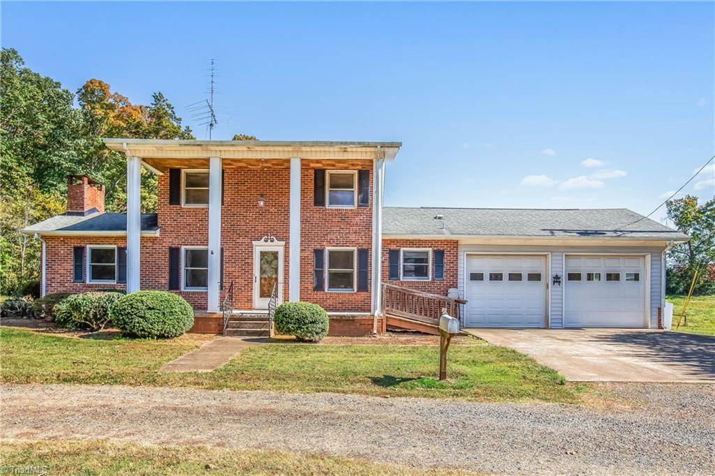 Yadkinville, NC 27055,1053 Three Brothers RD