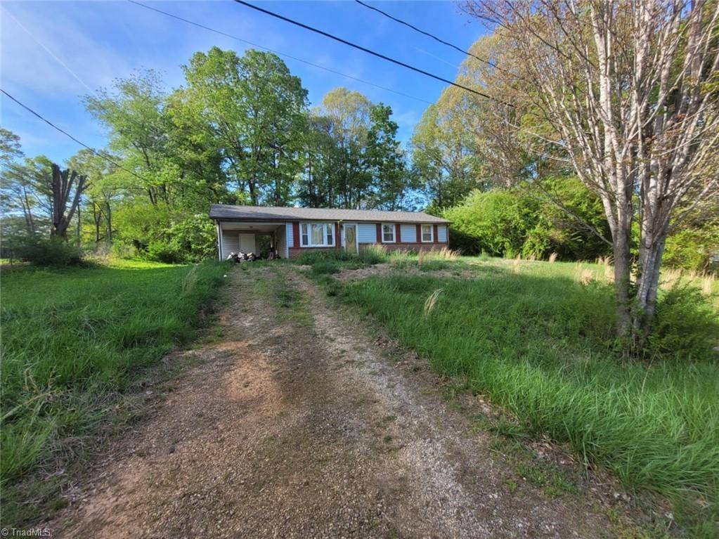 North Wilkesboro, NC 28659,255 Shatley Orchard ST