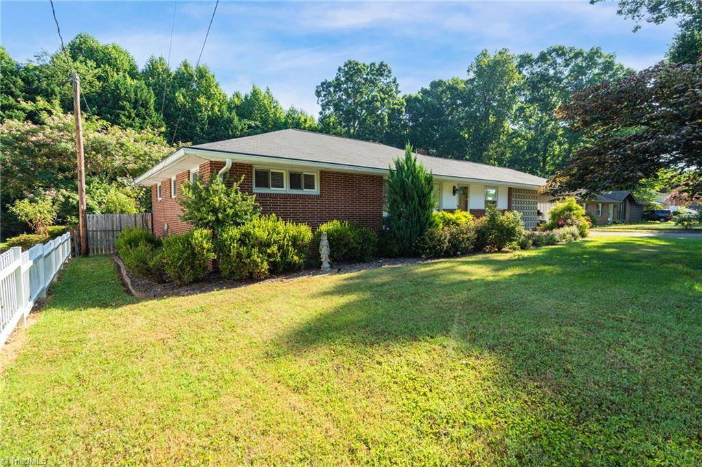 Greensboro, NC 27405,3543 Cherry LN