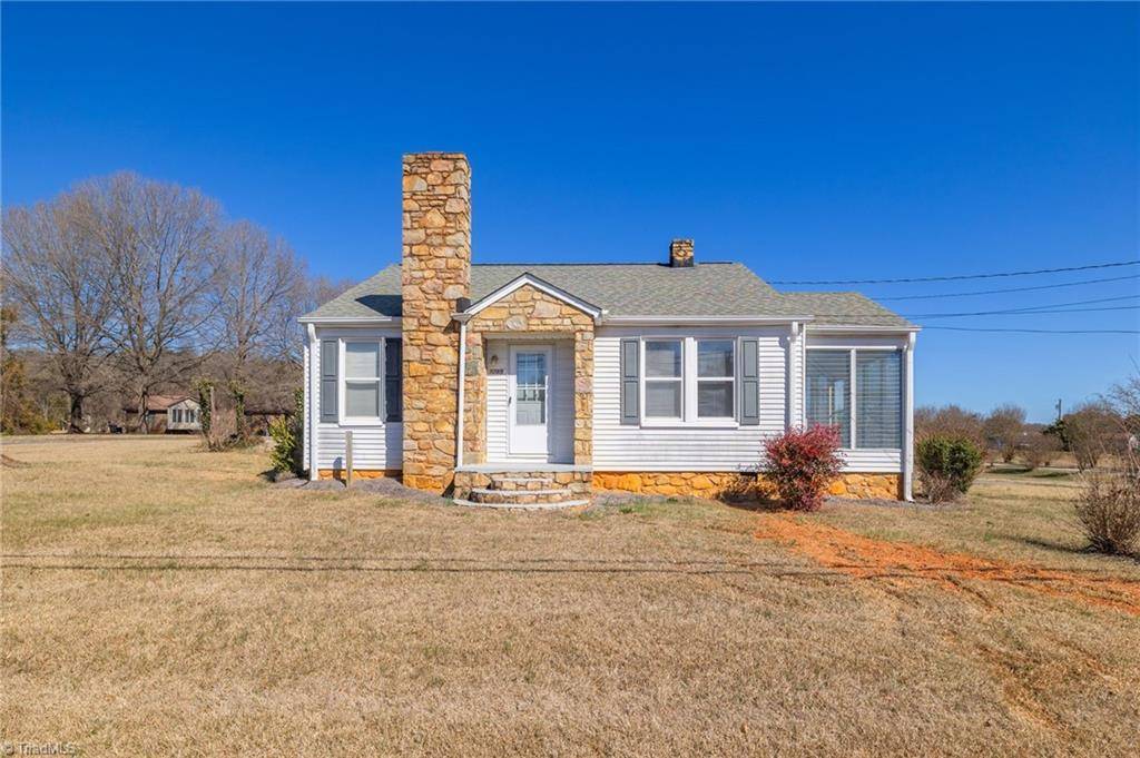 Winston-salem, NC 27106,5785/5775 Reynolda RD