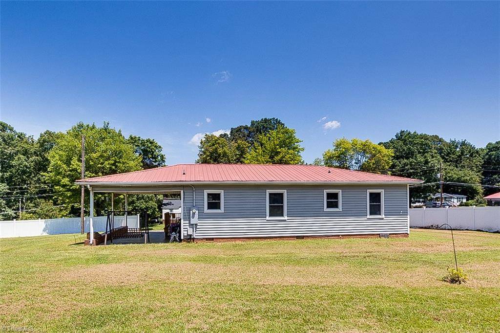 Asheboro, NC 27205,258 Crestview Church RD