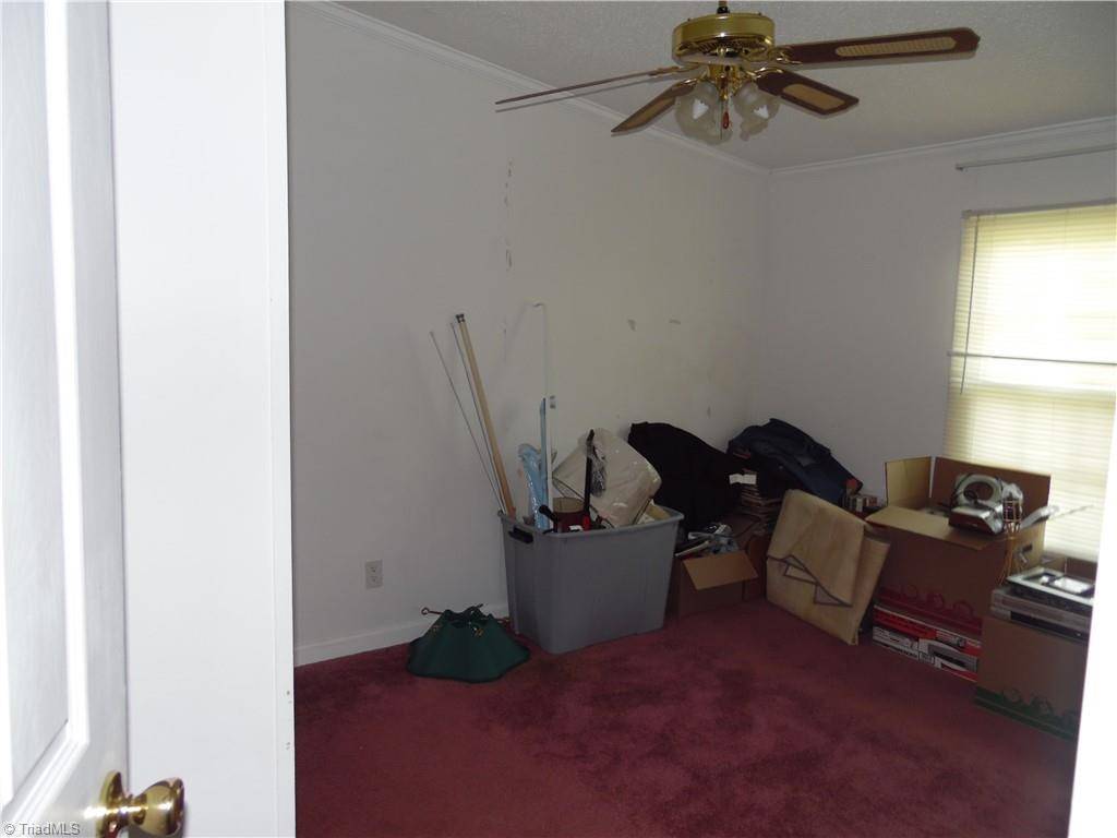 Blanch, NC 27212,4464 County Home RD