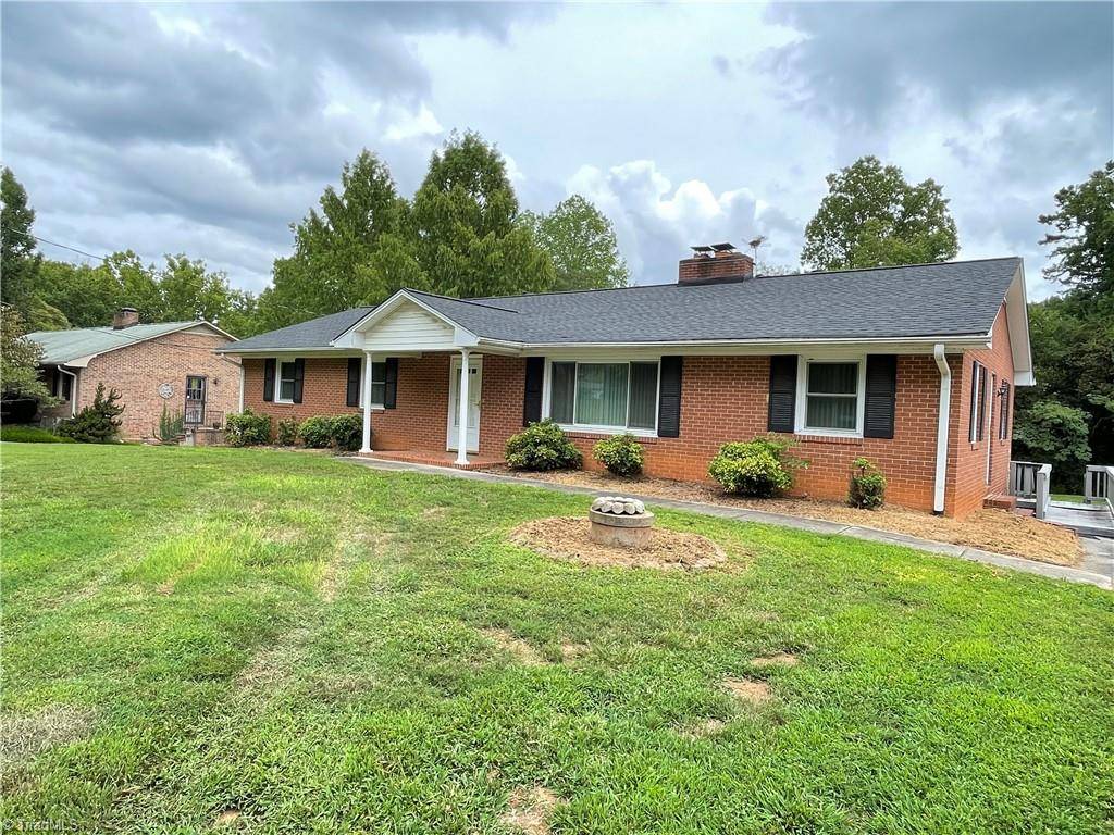 Clemmons, NC 27012,2733 Knob Hill DR