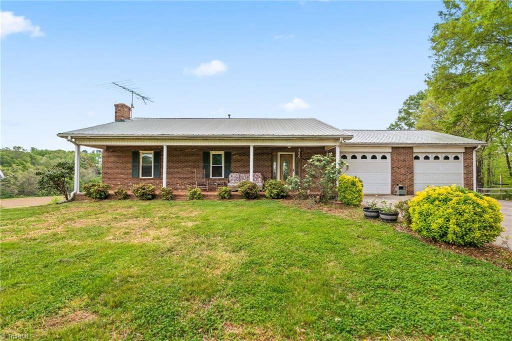 Mocksville, NC 27028,425 Dillon LN