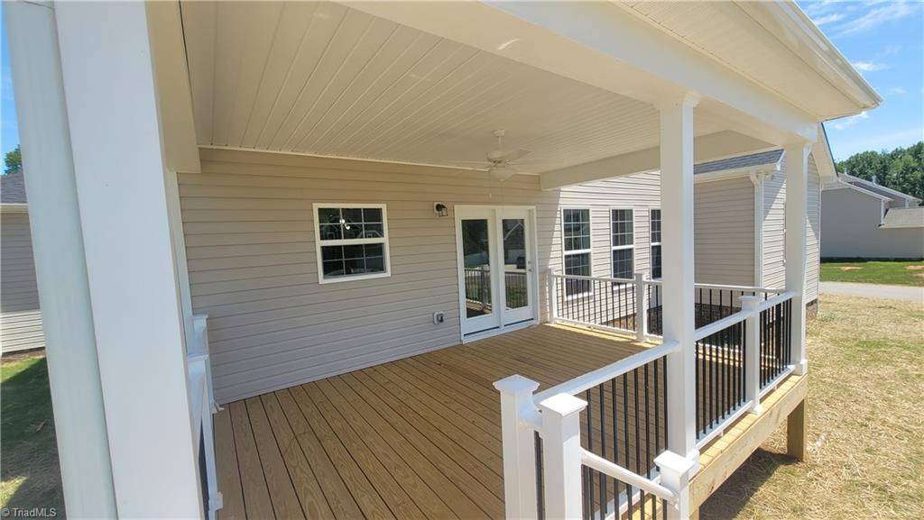 Kernersville, NC 27284,1654 Lazy Fox LN #23