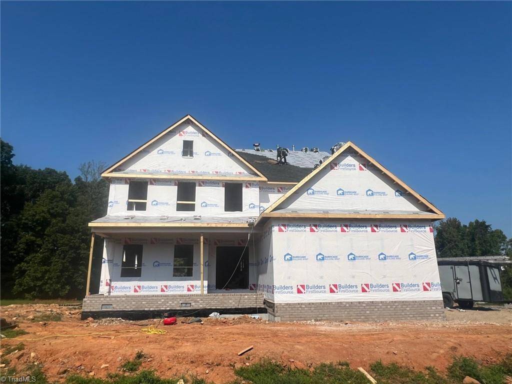 Stokesdale, NC 27357,5111 Logos DR #26