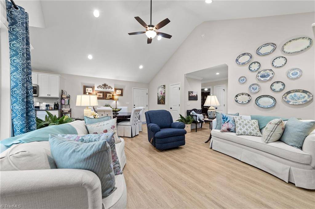 Stoneville, NC 27048,213 S Glenn ST