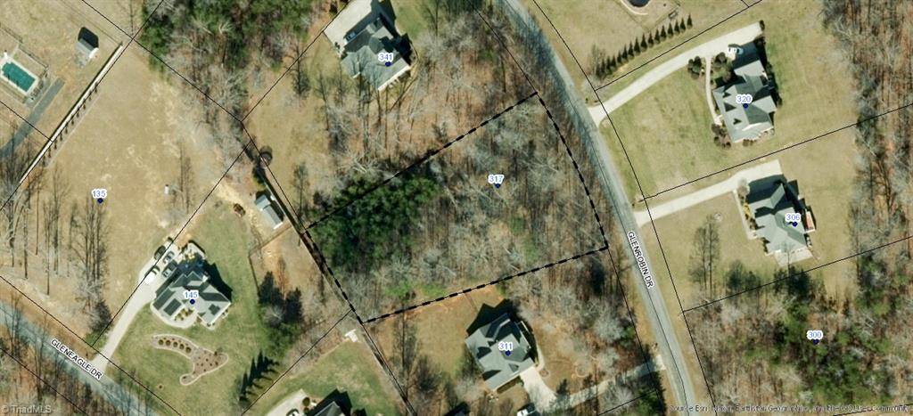 Eden, NC 27288,317 Glenrobin DR