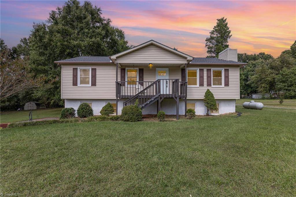 Winston-salem, NC 27127,2705 Bethel CT