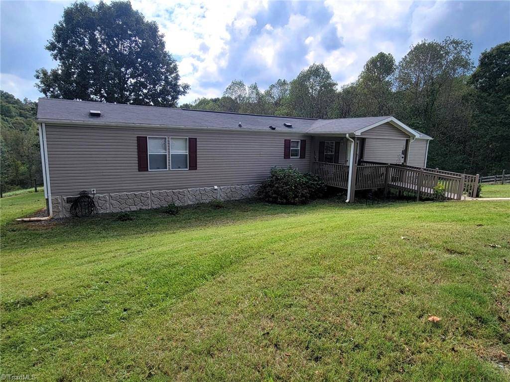 Mount Airy, NC 27030,152 SpanishFort TRL