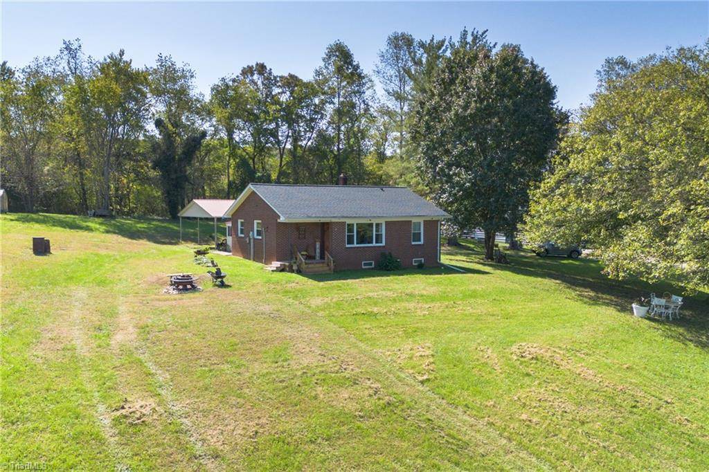 Mount Airy, NC 27030,125 Phillips Stone TRL