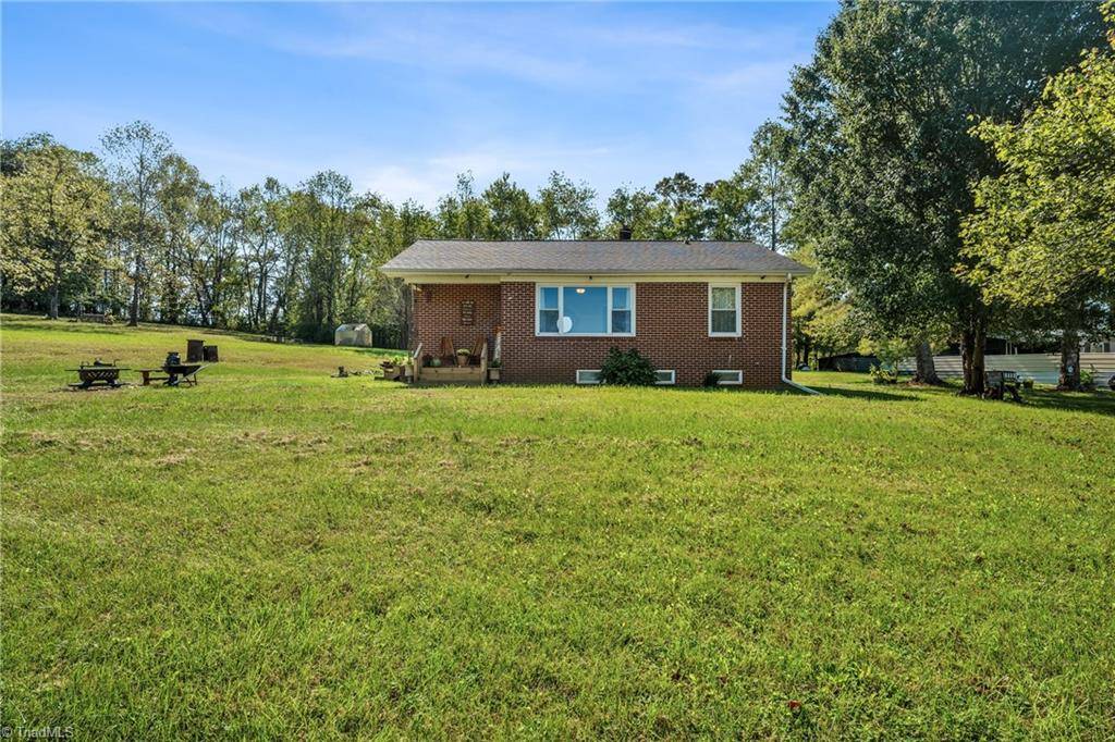 Mount Airy, NC 27030,125 Phillips Stone TRL