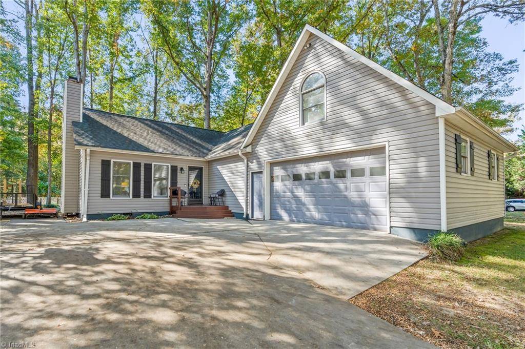 Lexington, NC 27295,289 Kelly LN