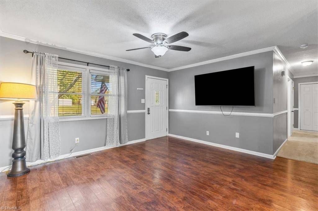 Trinity, NC 27370,5383 Chet DR