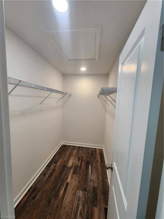 Asheboro, NC 27203,359 Peachtree ST