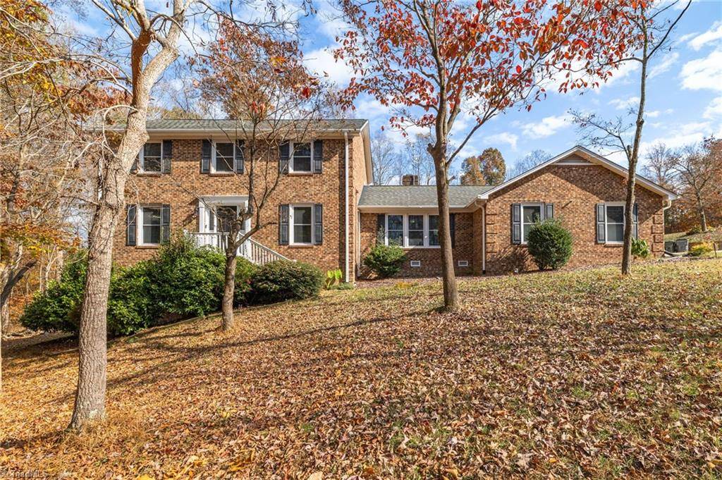 Oak Ridge, NC 27310,8503 Hollow River CT