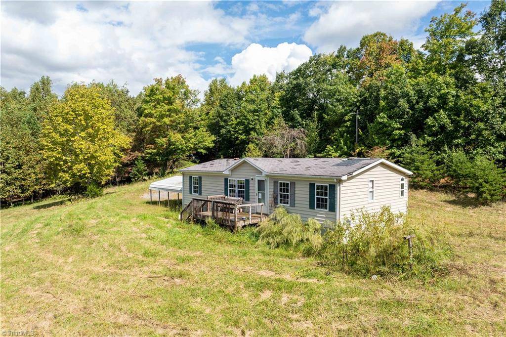 Mount Airy, NC 27030,335 Alley Cat LN