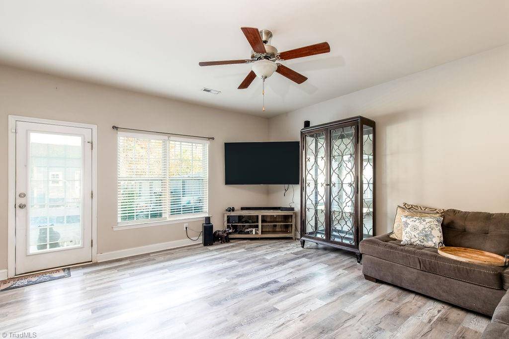 Thomasville, NC 27360,2952 Grassy Knoll CIR