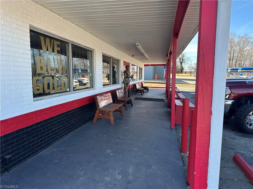 Lexington, NC 27292,1105 S Main ST