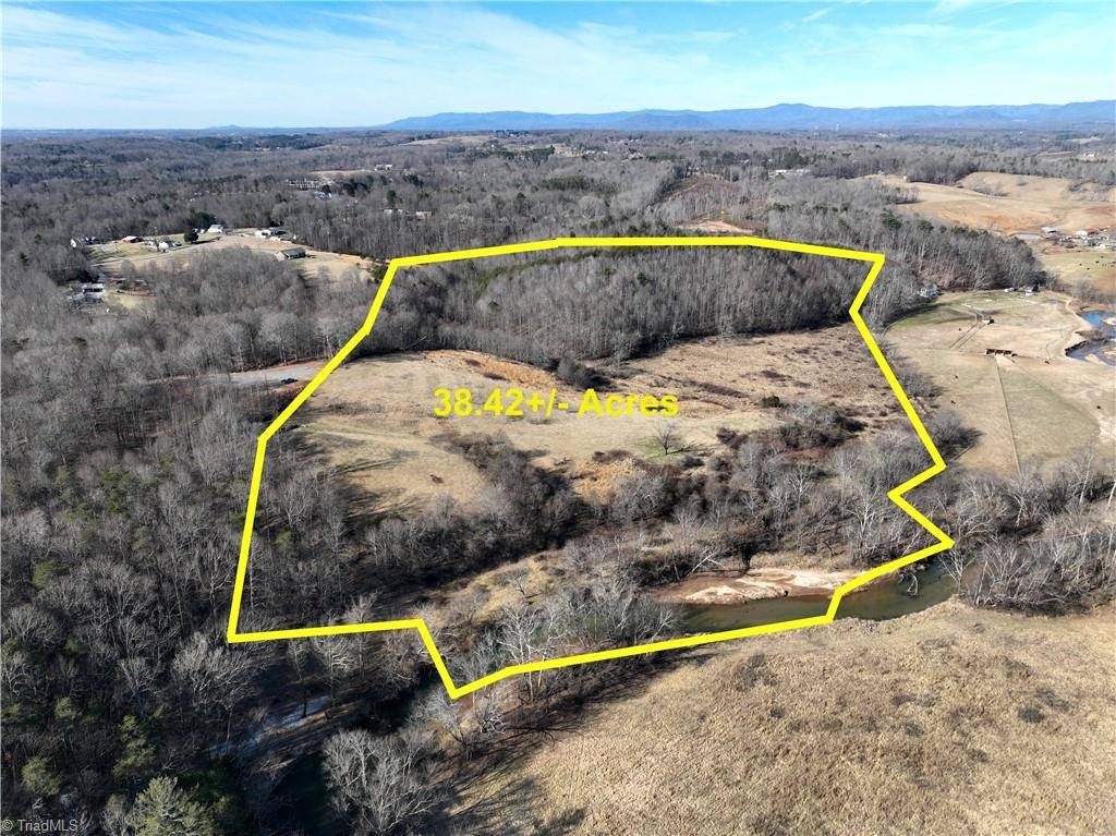 Mount Airy, NC 27030,0 Red Brush RD