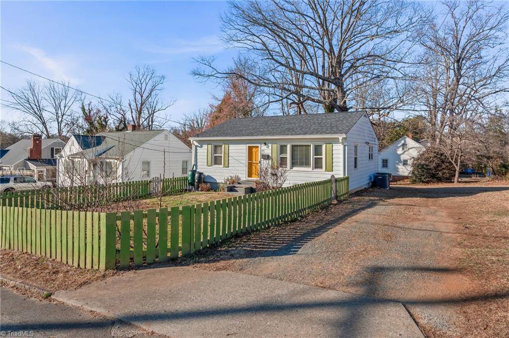 Winston-salem, NC 27127,215 W Brookline ST