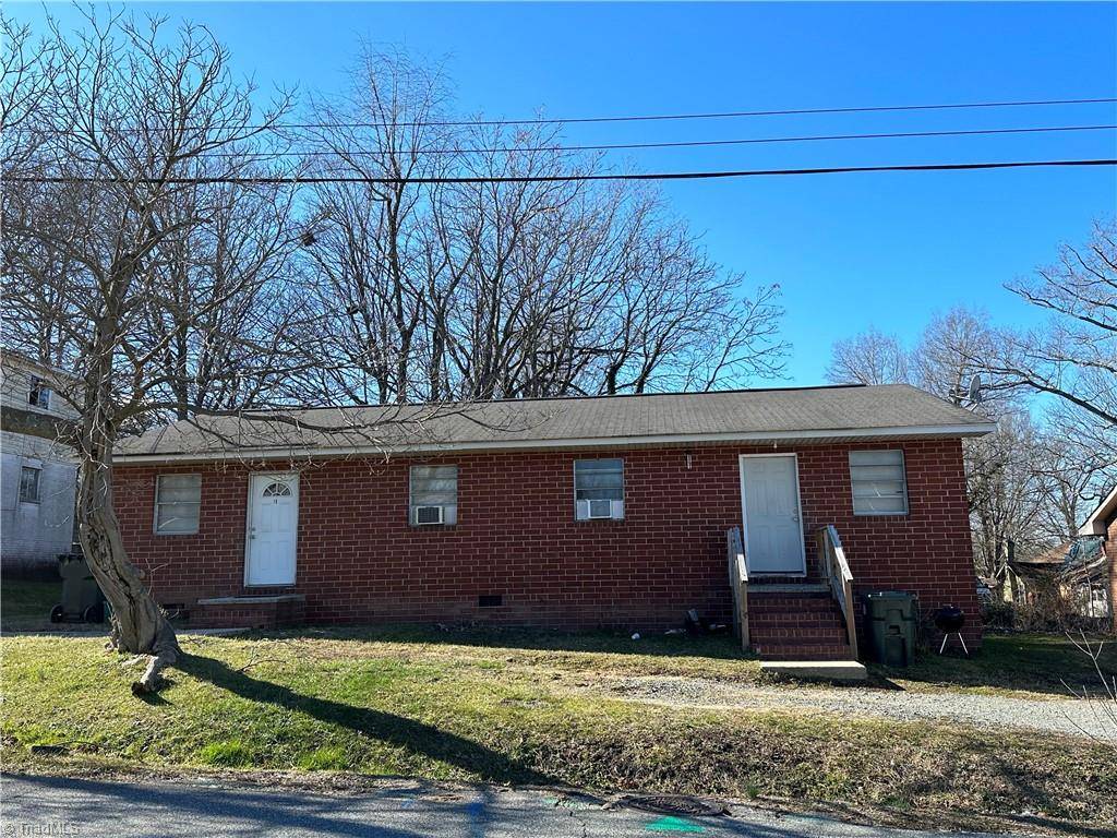 Thomasville, NC 27360,13/ 15 Hunter ST