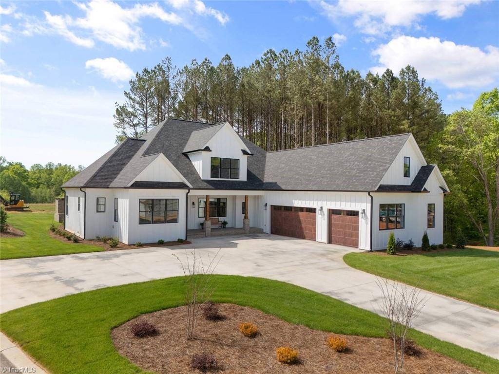 Winston-salem, NC 27106,4215 Penns Meadow LN