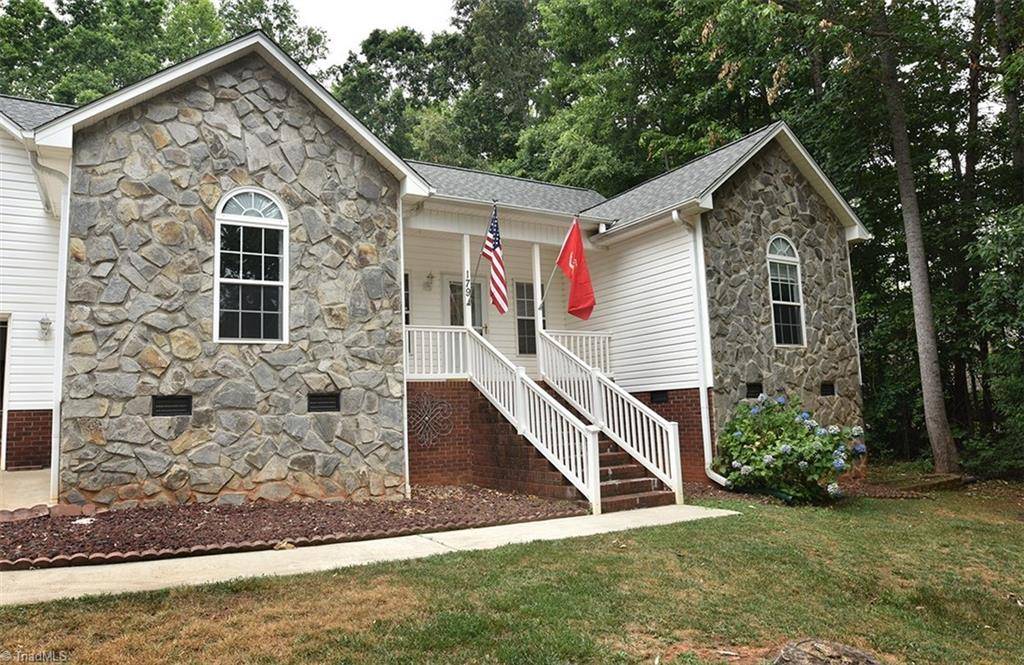 Mocksville, NC 27028,179 N Hazelwood DR