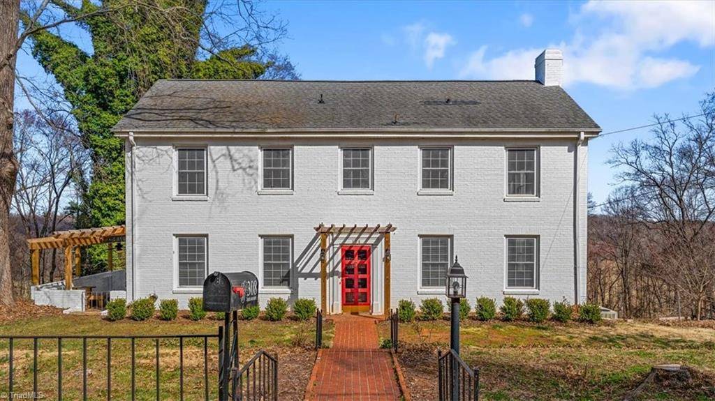 Eden, NC 27288,308 Highland DR